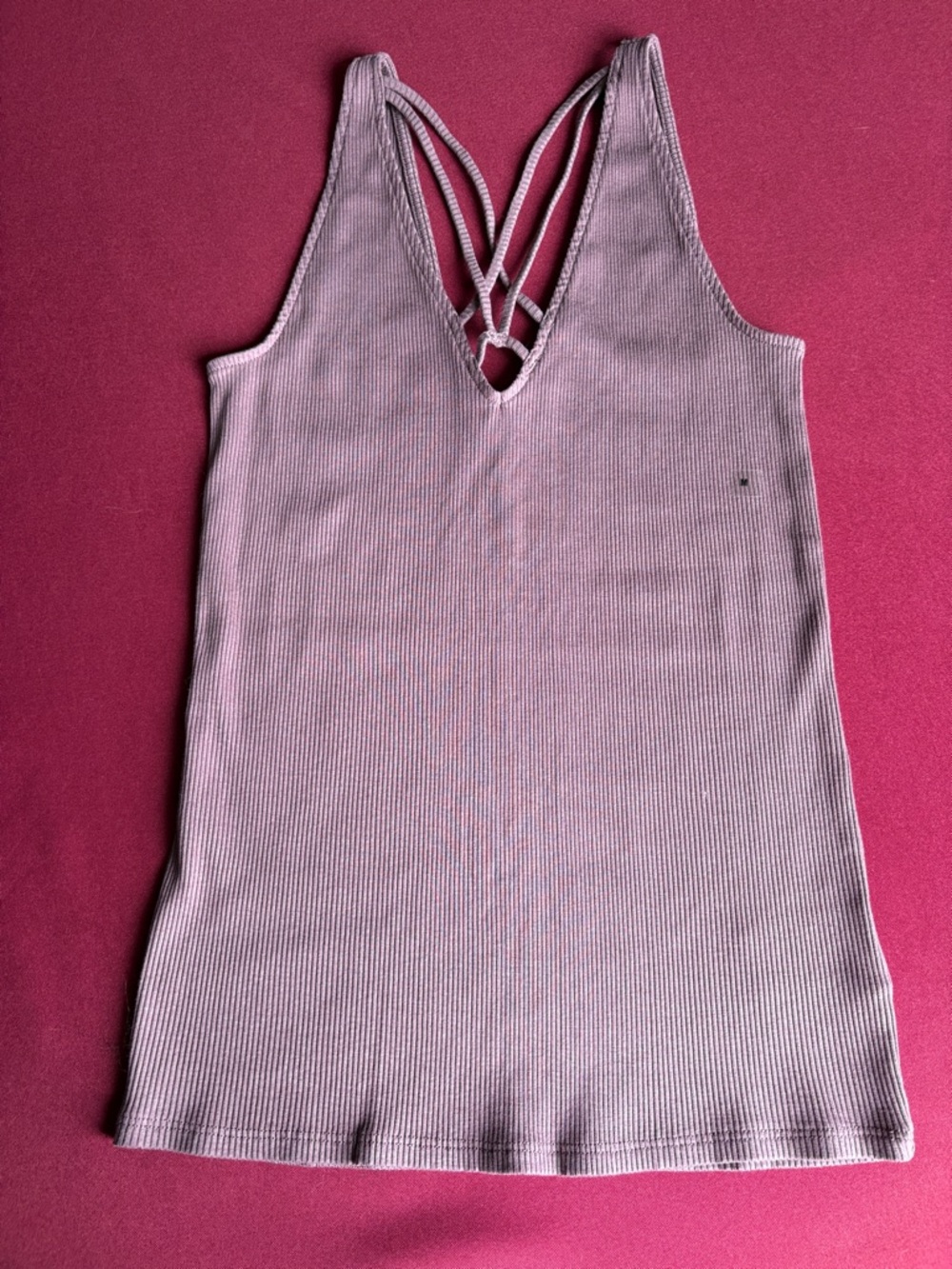 Express Ribbed V-Neck Tank with Crisscross Straps in Dusty Mauve